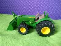 Traktor John Deere