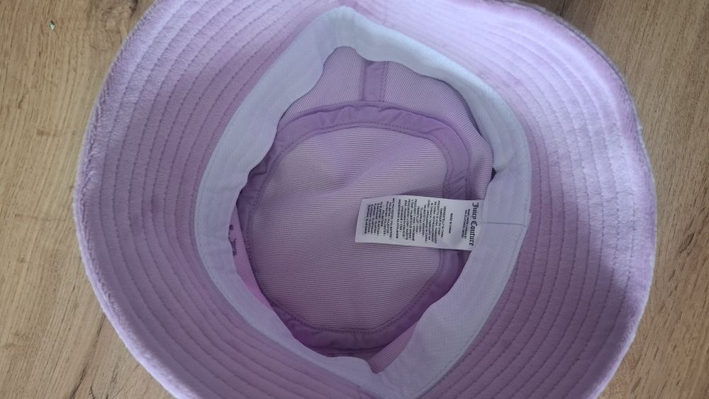 Juicy Couture liliowy kapelusz rybacki bucket hat