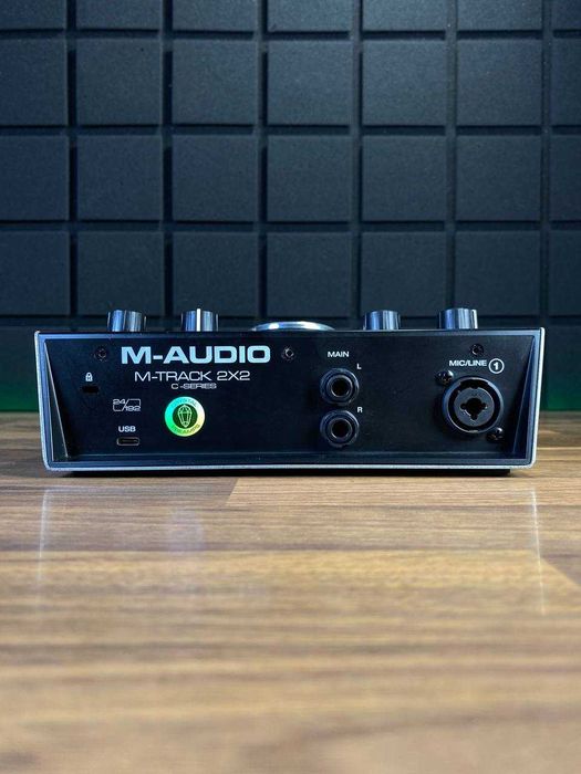 Звукова карта M-Audio M-Track 2x2