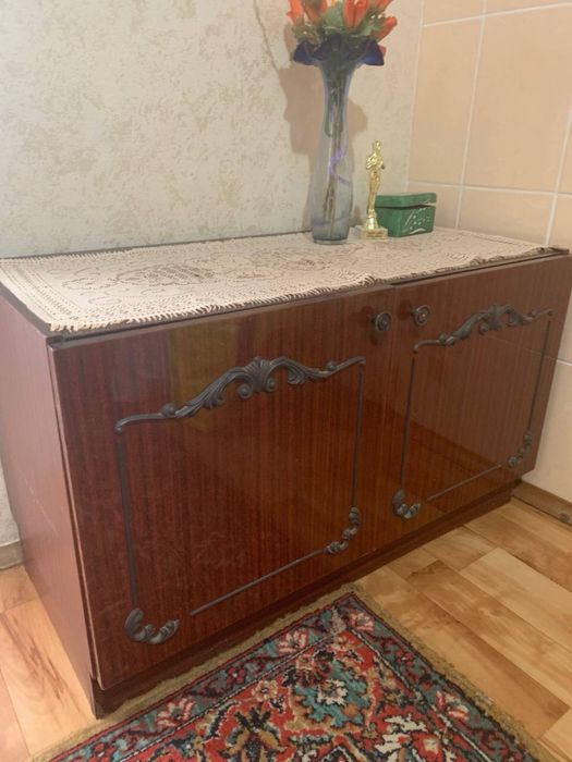 Продам тумбу