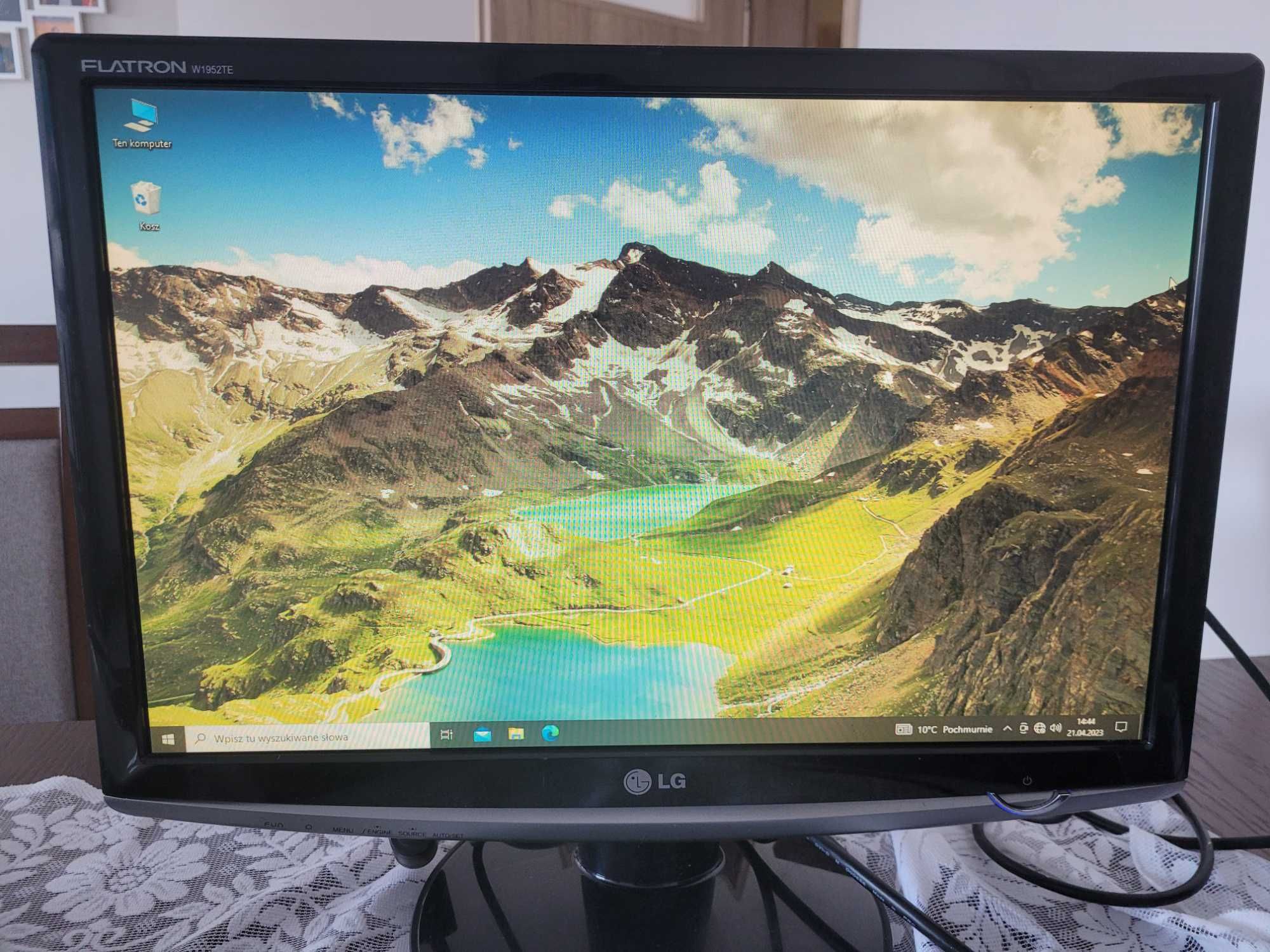 Monitor LG Flatron W1952TE-PF 19"