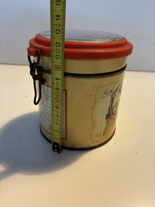 Lata antiga vintage cafe sical