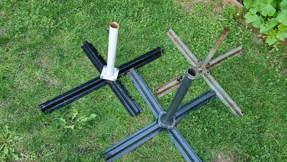 Stojak na parasol pod płyty, uchwyt pod parasol