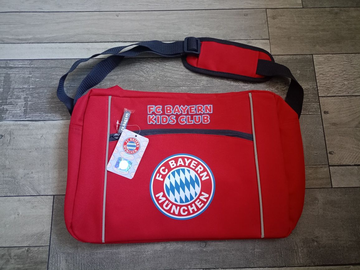 Świetna dziecięca torba Bayern Monachium