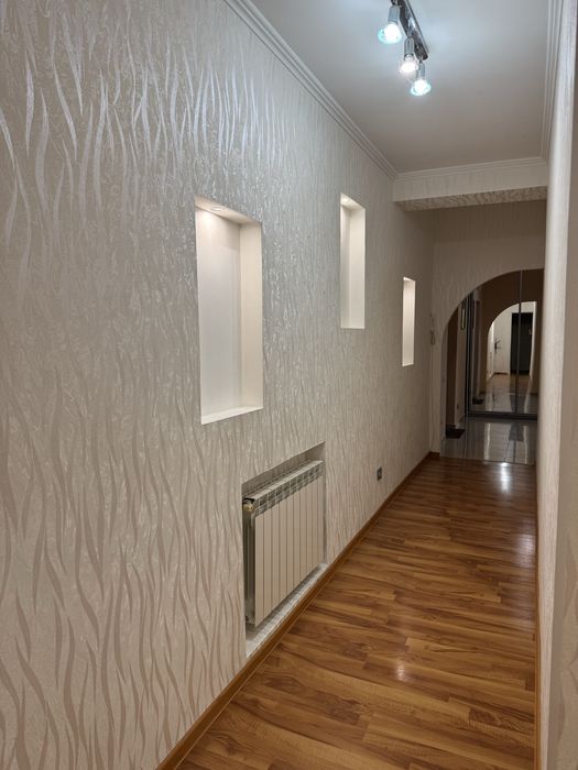 Продам сучасну квартиру Центр