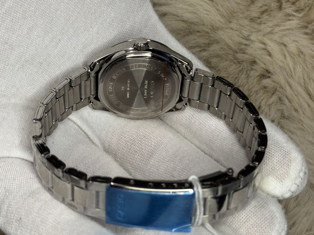 Часы Casio  LTP-1302D-1A2 жіночий  годинник оригінал