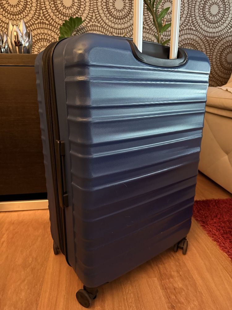 Amazon - Mala de viagem rígida giratória, expansivel, 105l, 78cm, Nova