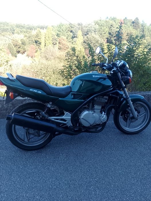 Kawasaki Modelo ER5