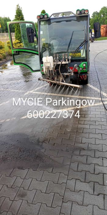 Mycie Zamiatanie  Odchwaszczanie Odsniezanie Parkingów  Mycie Hal Kost