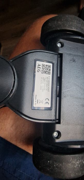 Odkurzacz AEG FX9 bezprzewodowy jak dyson 

Odkurzacz pionowy AEG FX9-