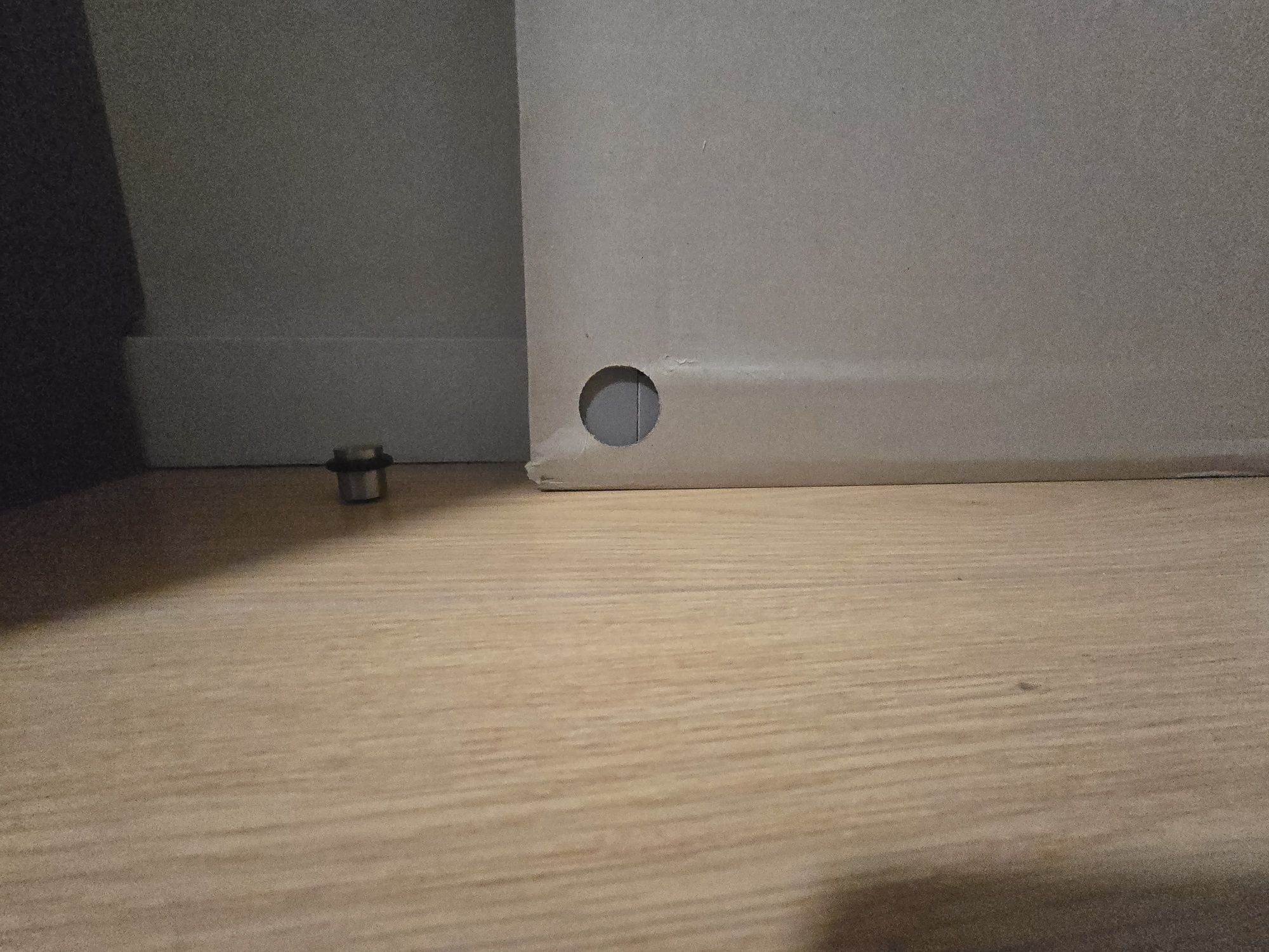 Portas cinzentas com vidro para estante Billy do Ikea  na embalagem