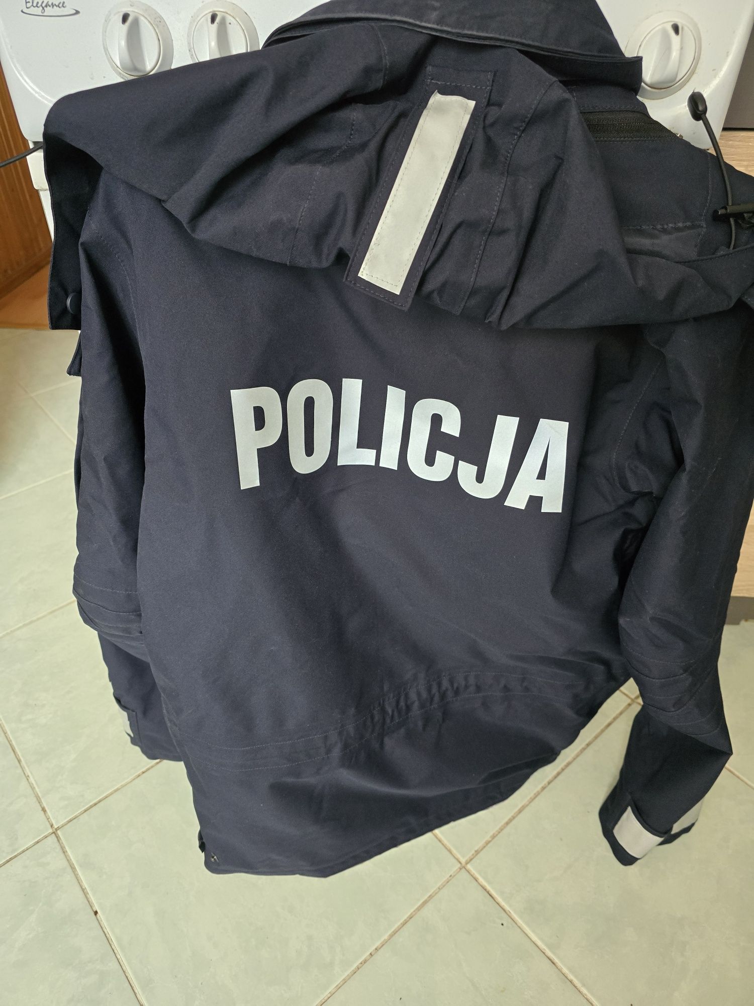 Kurtka służbowa zimowa z podpinką.