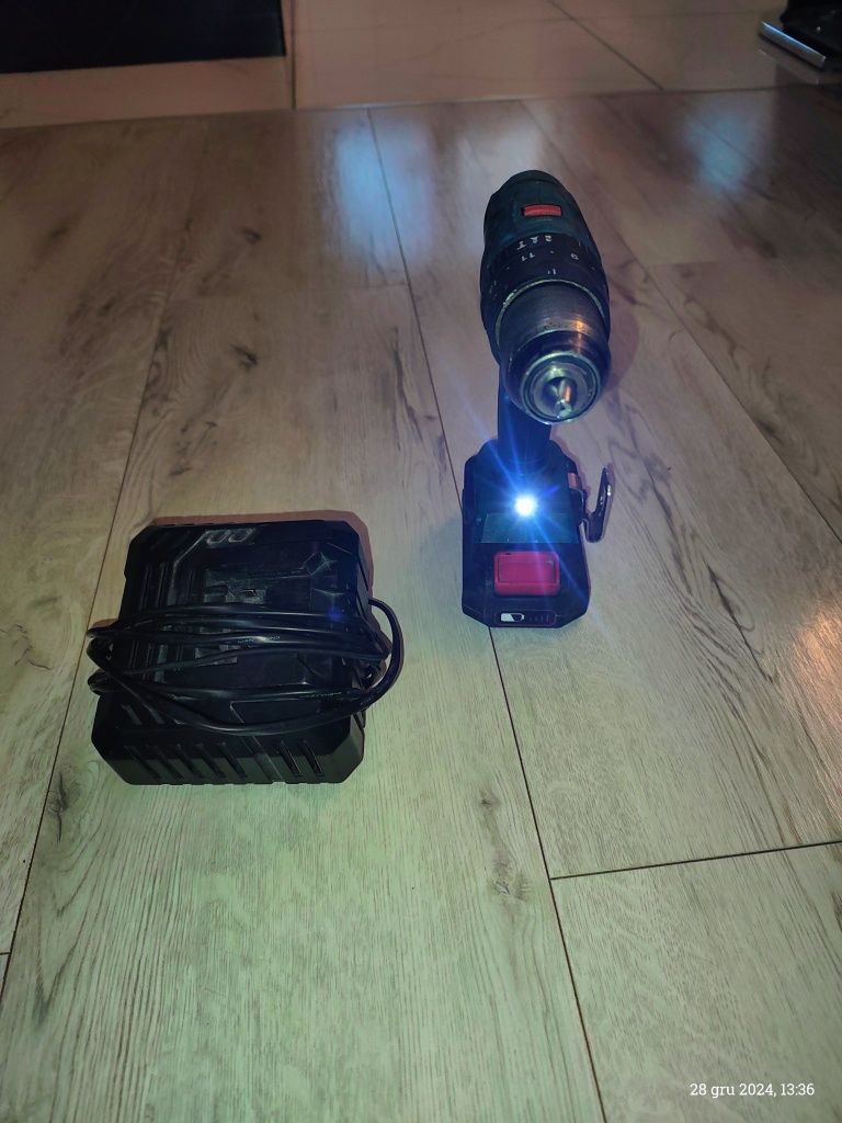 Sprzedam wkrętarkę udarową Erbauer 18V z baterią,ładowarkę w komplecie