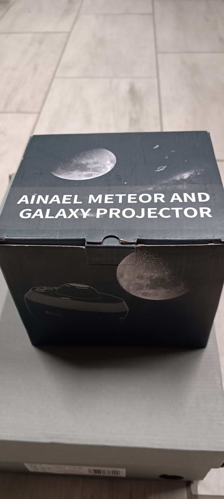 Projektor galaktyk i meteorów