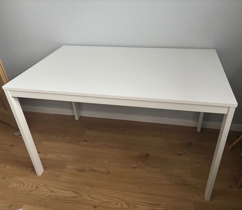 Sprzedam stół rozkładany Vihals