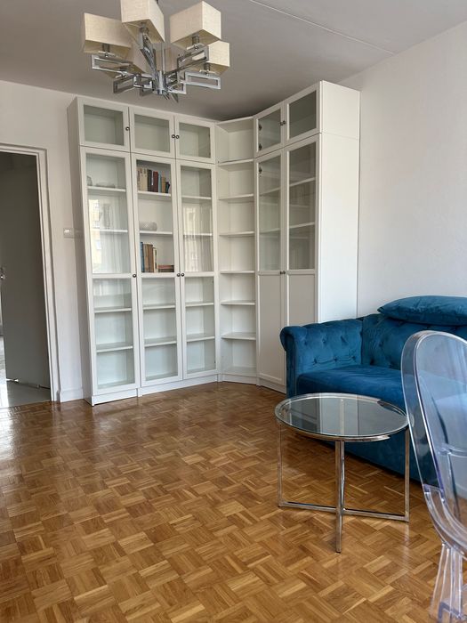 Regał z przeszkleniami Ikea