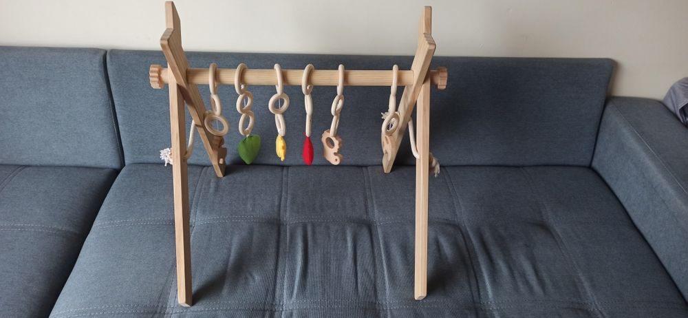 Stojak gimnastyczny, edukacyjny