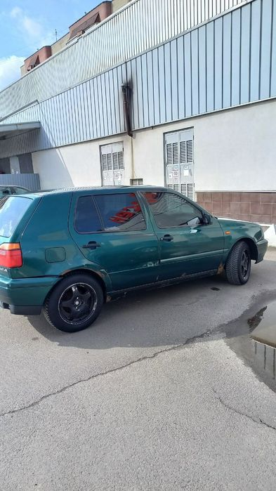 Продам гольф 3,автомат
