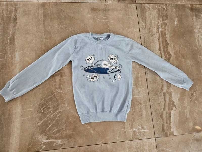 Sweter,r 128./nowy
