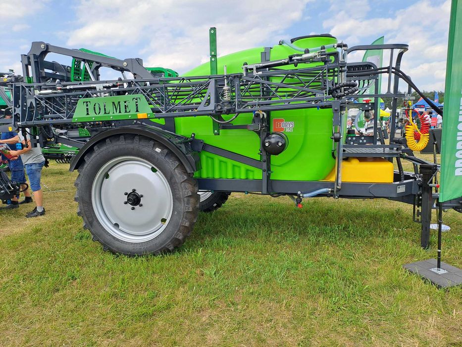 Opryskiwacz Borys hydrauliczna lanca Tolmet zaczepiany na kołach raty