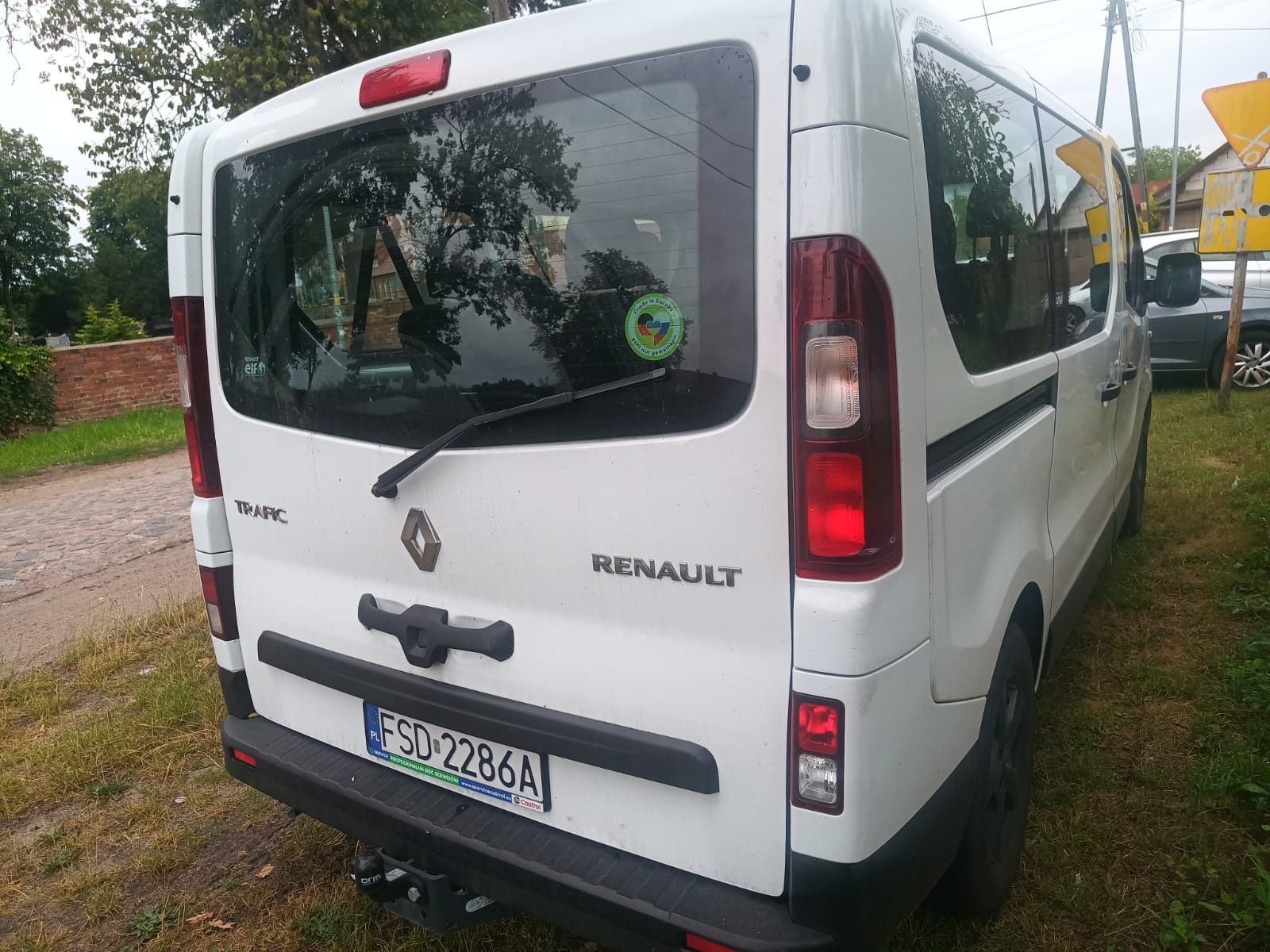 Trafic Vivaro Talento zamiana 9 siedzeń Bus Master Movano