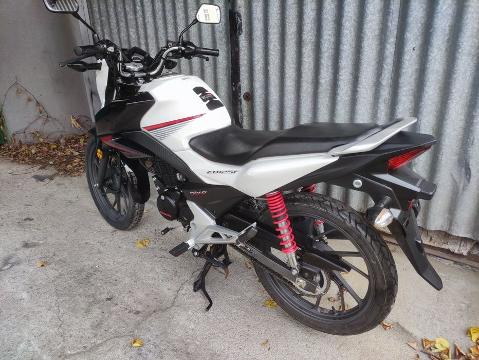 Honda CB 125 F cbf wtrysk CBS TYLKO 12tkm RATY Transport Gwarancja