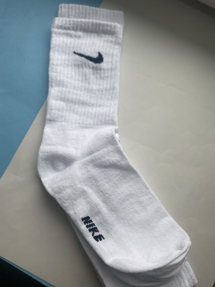 Skarpetki Nike białe nowe
