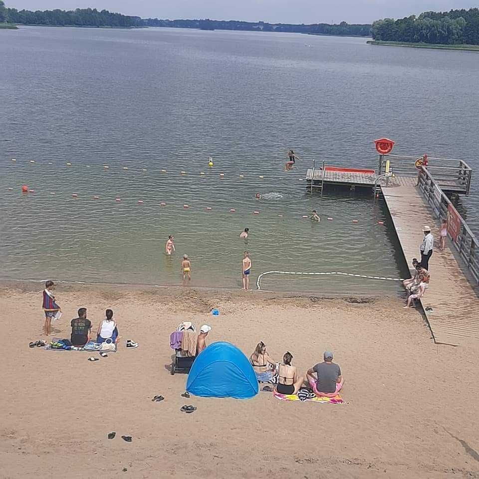 Domek nad jeziorem Głuszyńskim z plac.zabaw,pomostem,kajakami,r.wodnym