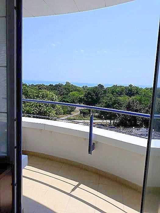 видовая 2х ком квартира в жк Белый Парус