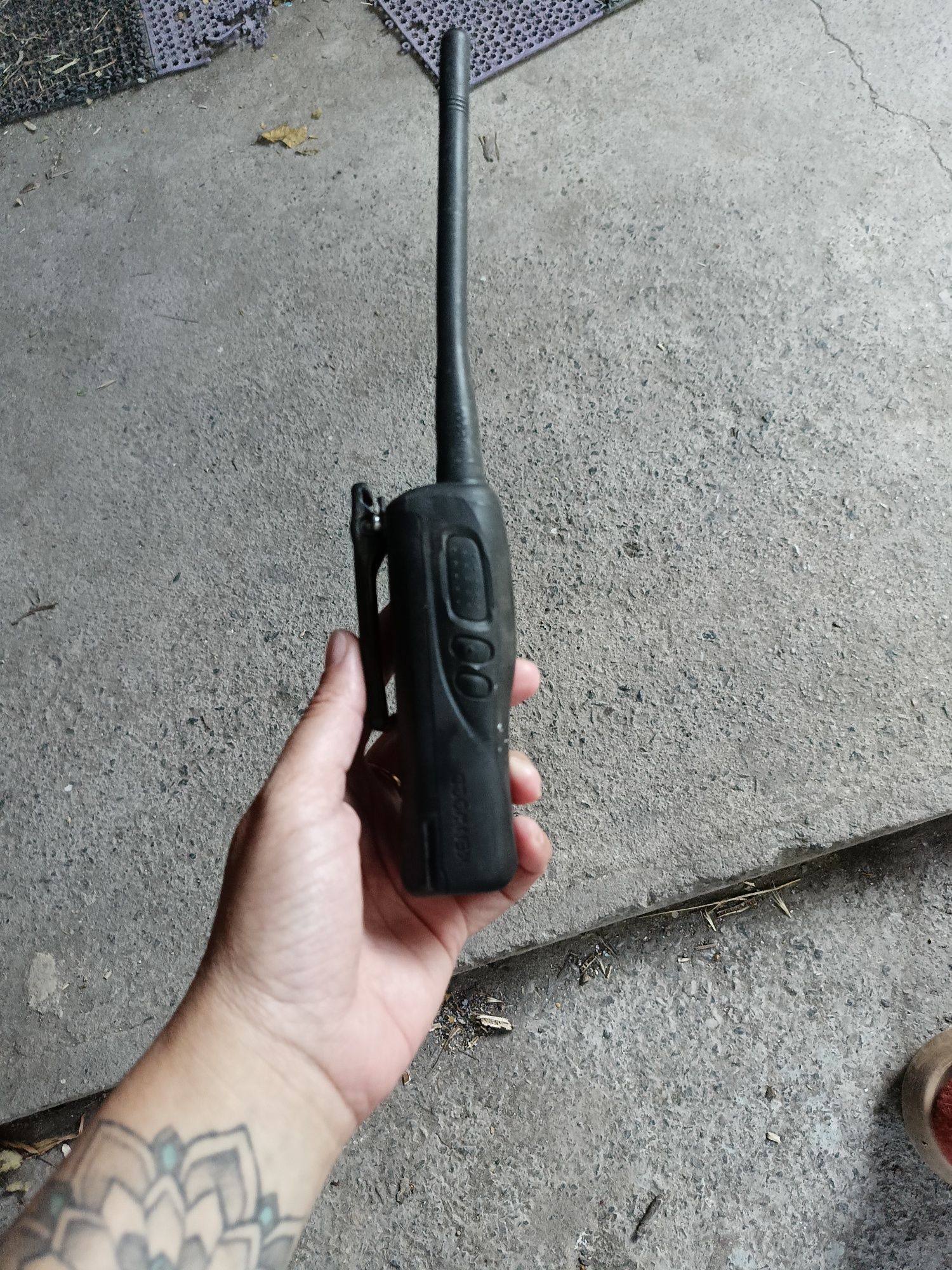 Продам портативні рації Kenwood TK-3407M2