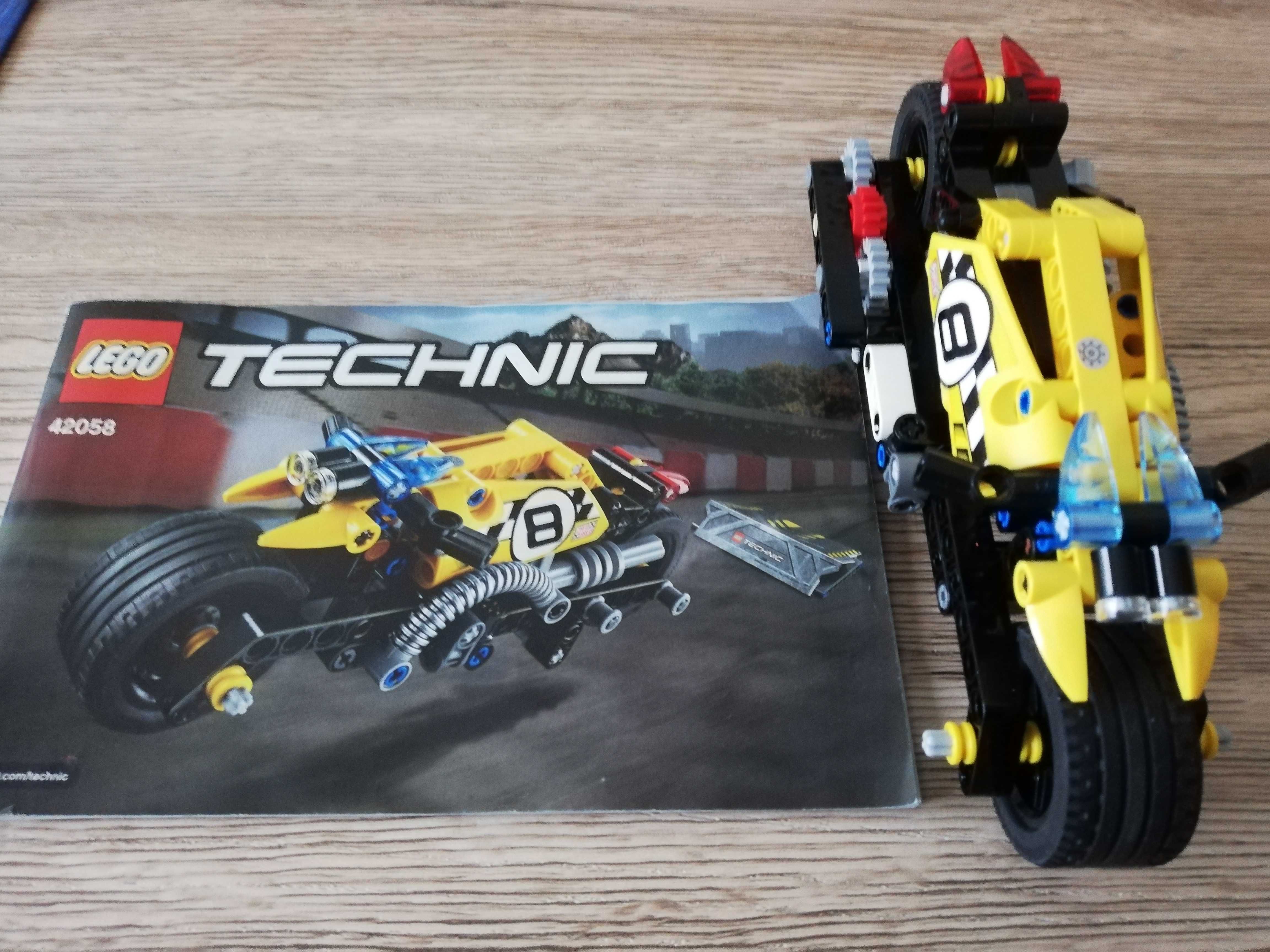 klocki lego technic 42058 kaskaderski motocykl