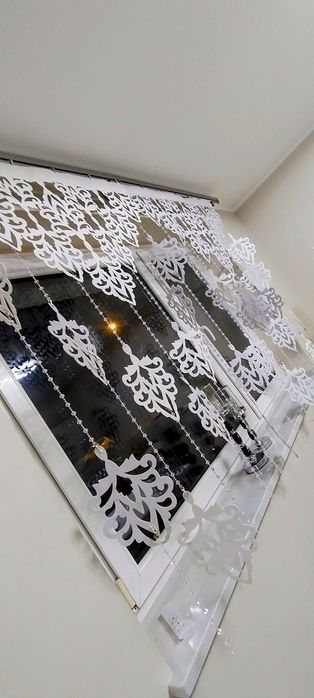 Panel z kryształkami