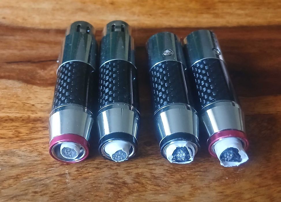 używane wtyki xlr Valab carbon - srebrne PINy