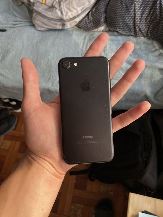 iPhone 7,  32 Гб