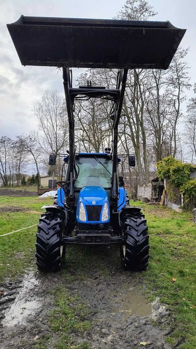 Ciągnik New Holand TL 90A