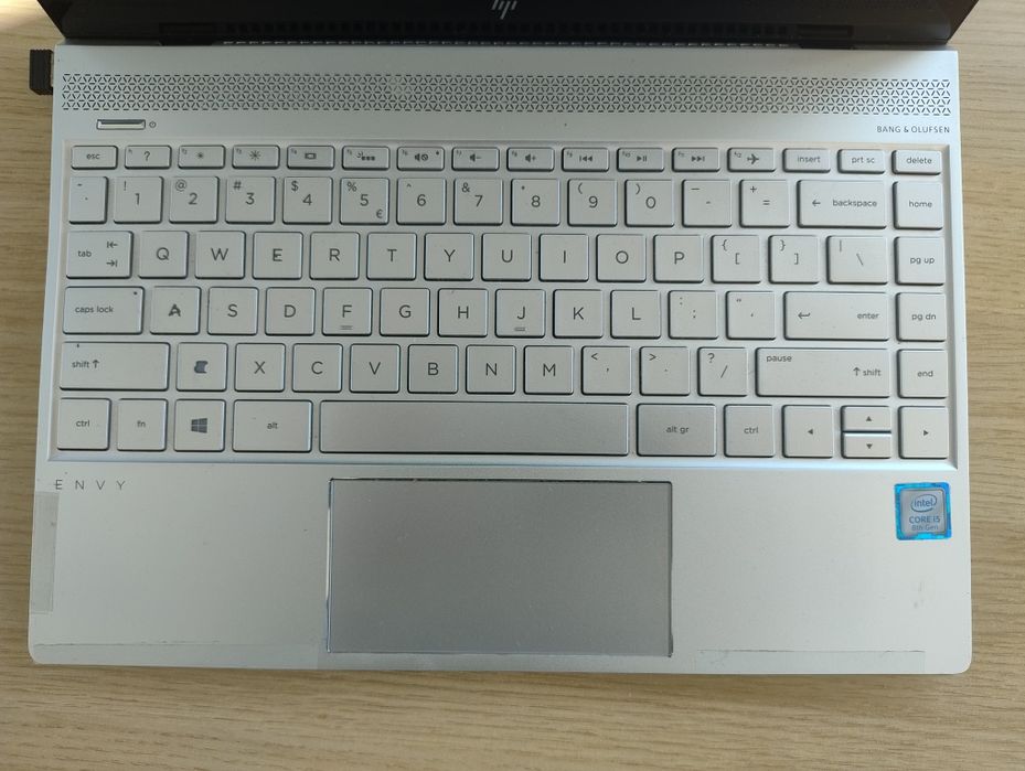 HP envy 13-ad1xx i5/8/256