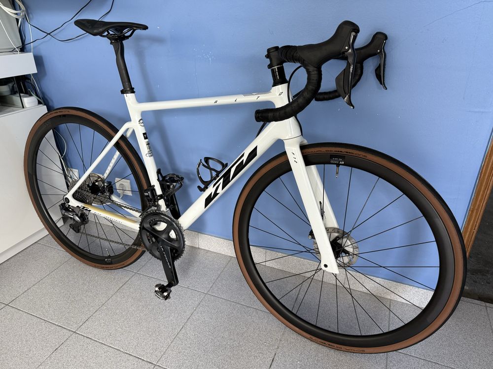 KTM Revelador Alto Master Tamanho 52 Ultegra DI2 rdas Carbono Potencio