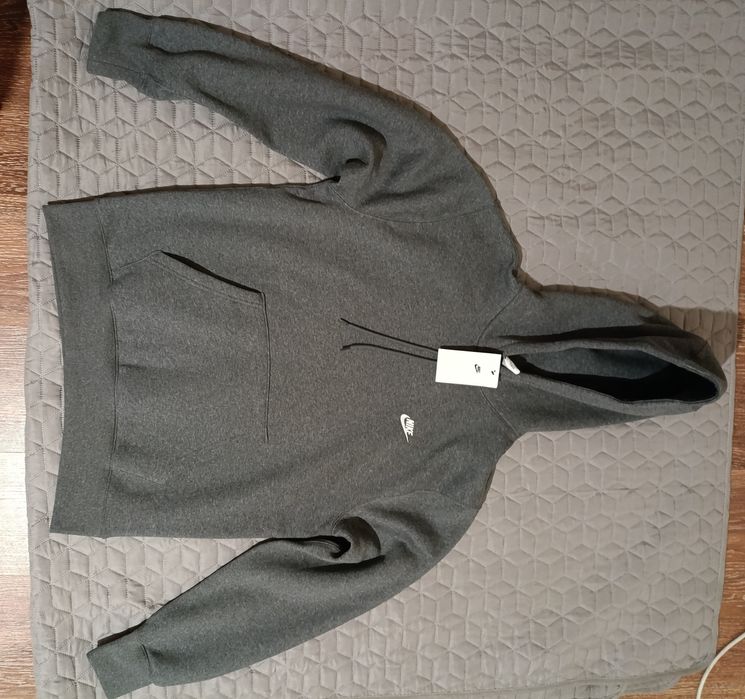 Продам костюм Nike