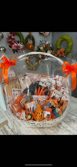 Kosz prezentowy prezent na swięta