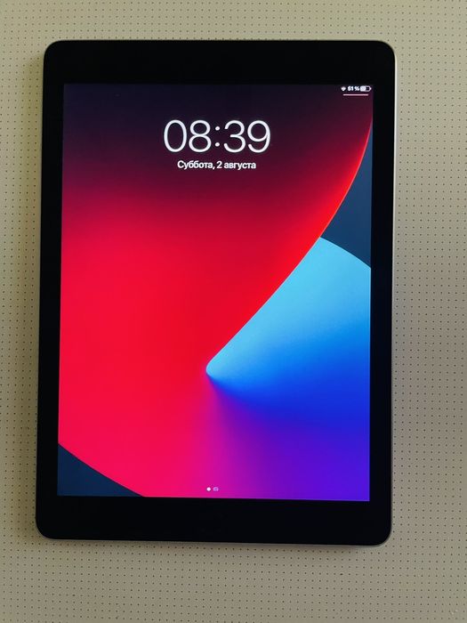 •iPad Air 2 9.7 64GB WiFI  Space Gray