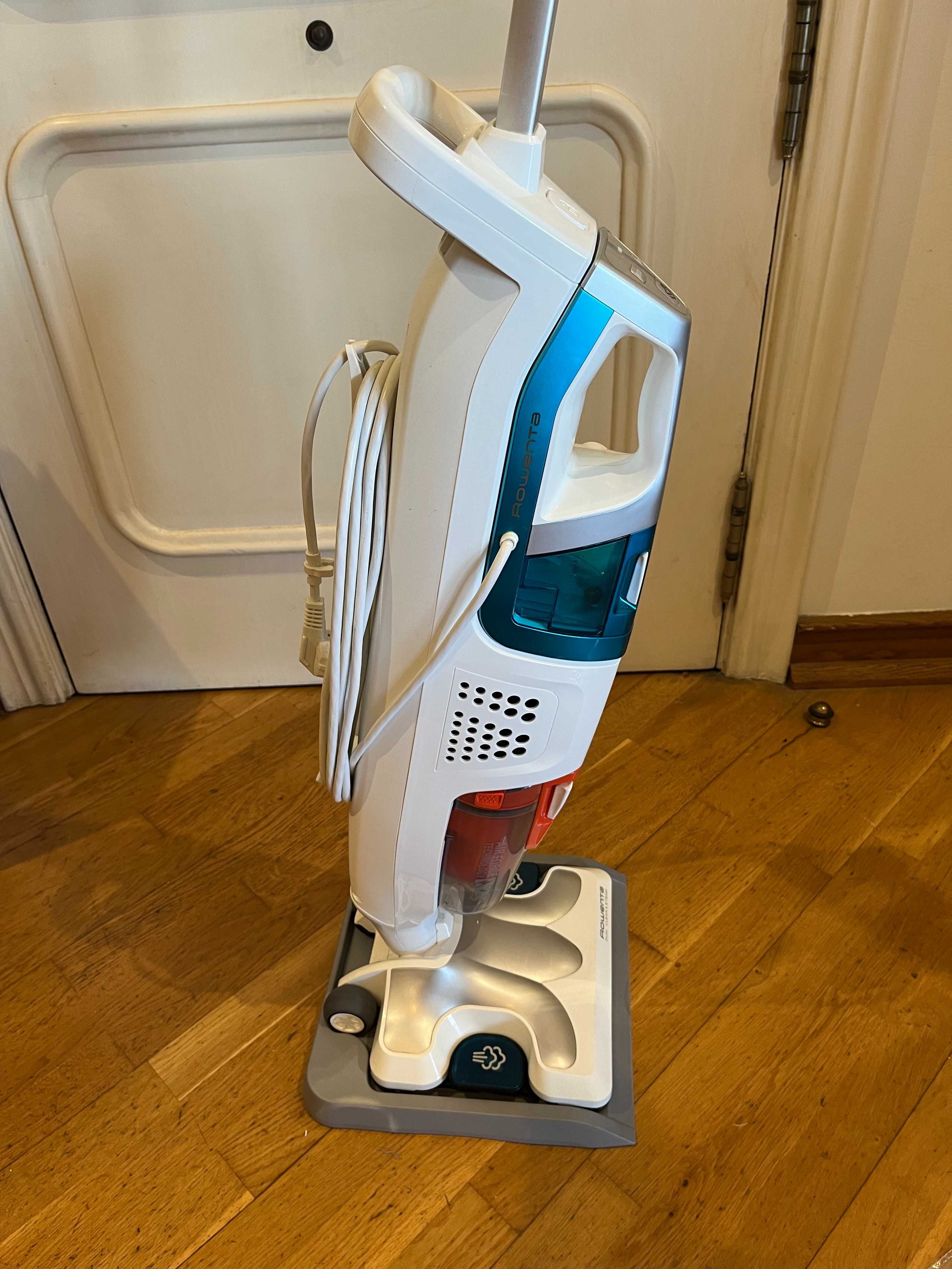 Aspirador Rowenta Clean and Steam com pouco uso