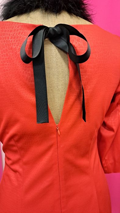 Sukienka czerwona rozm.42