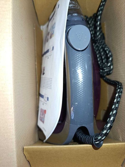 Утюг TEFAL производства Франция новый