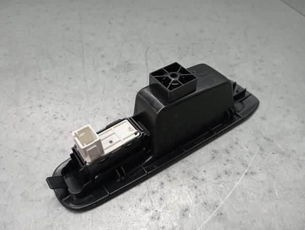 Comando / botão / interruptor vidros trás direito CITROËN C3 III (SX)