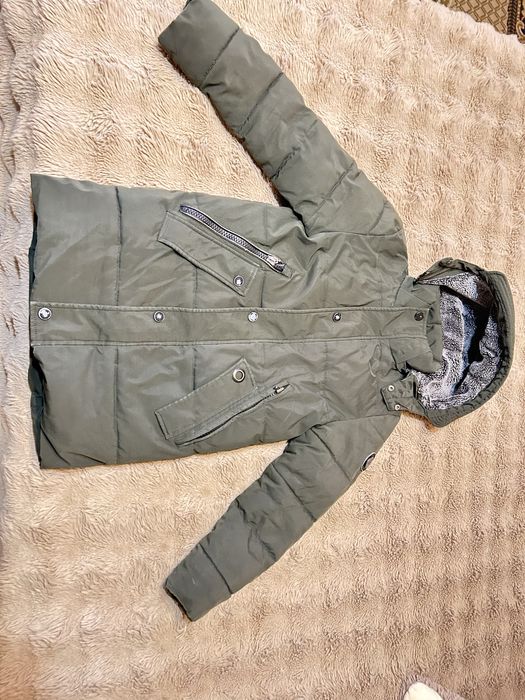 Куртка на хлопчика. На зріст 146 см.