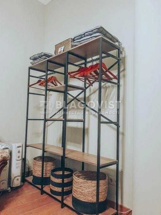 Оренда квартири .  вул Мазепи 3 . м Арсенальна. Князів Острозських