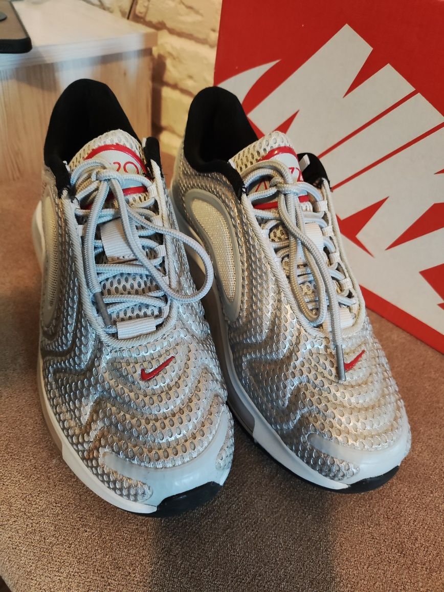 Чоловічі Nike Air max 270 41р 26см