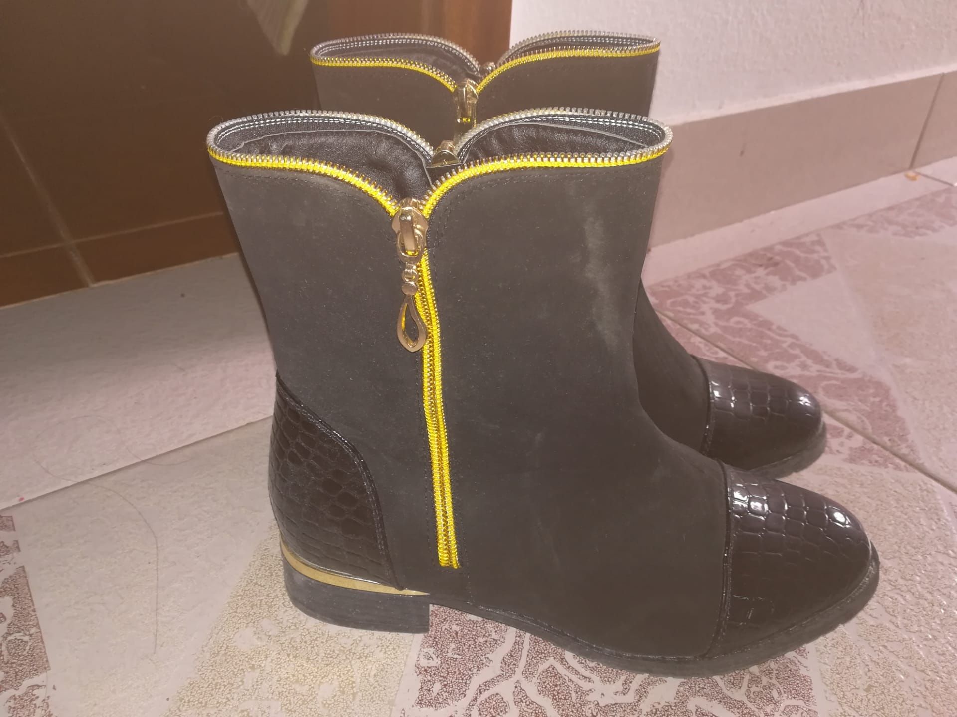 Botas senhora novas