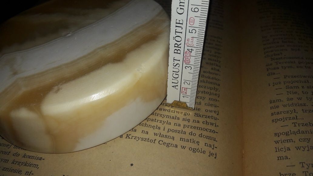 Popielniczka kamienna PRL