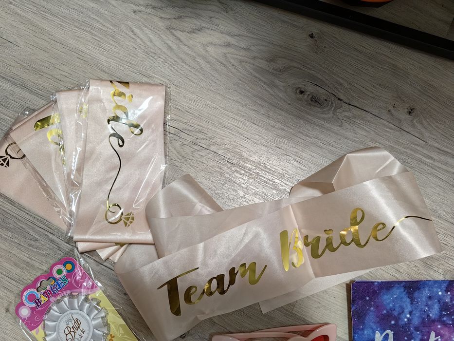 Zestaw panna młoda wieczór panieński girlanda kubki okulary serca